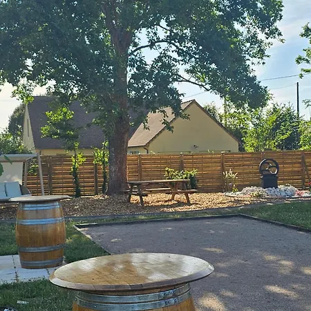 Holiday home Gite De Charme Pres Du Mans Avec Piscine Et Climatisation - Fr-1-410-381 *