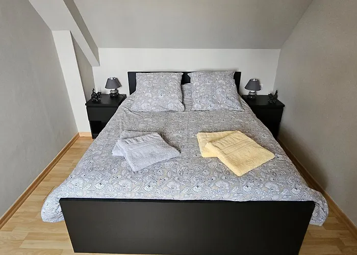 De Charme 12 Personnes Pres Du Mans Avec Piscine Chauffee - Fr-1-410-381 * Change (Sarthe)